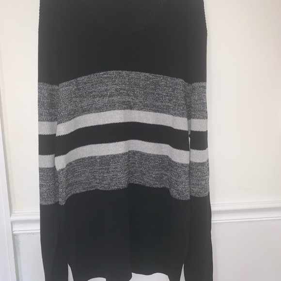 Express Men’s Sweater - Picture 3 of 4